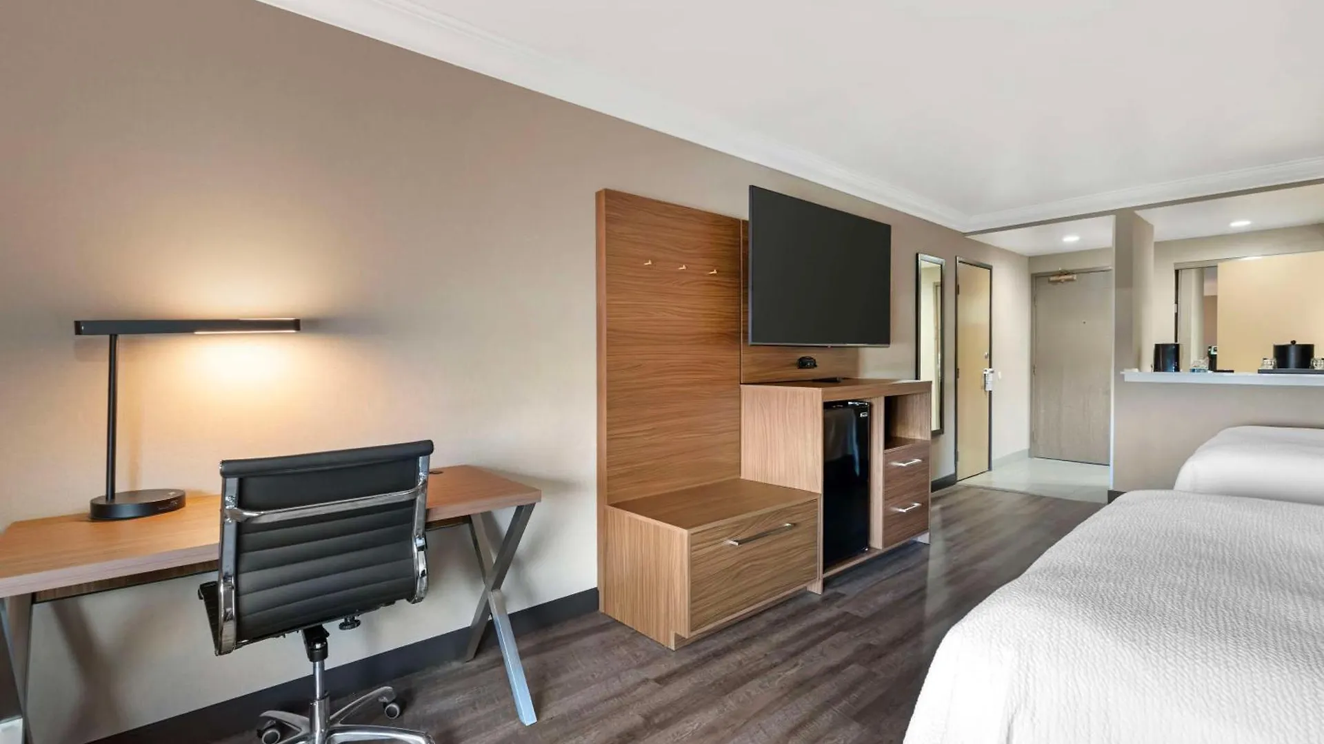 Best Western Plus Newport Mesa Inn Costa Mesa Hotel