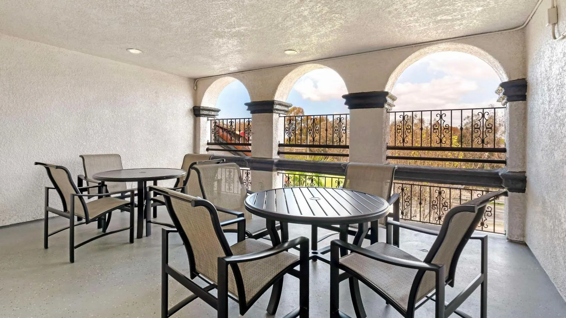 Best Western Plus Newport Mesa Inn Costa Mesa USA