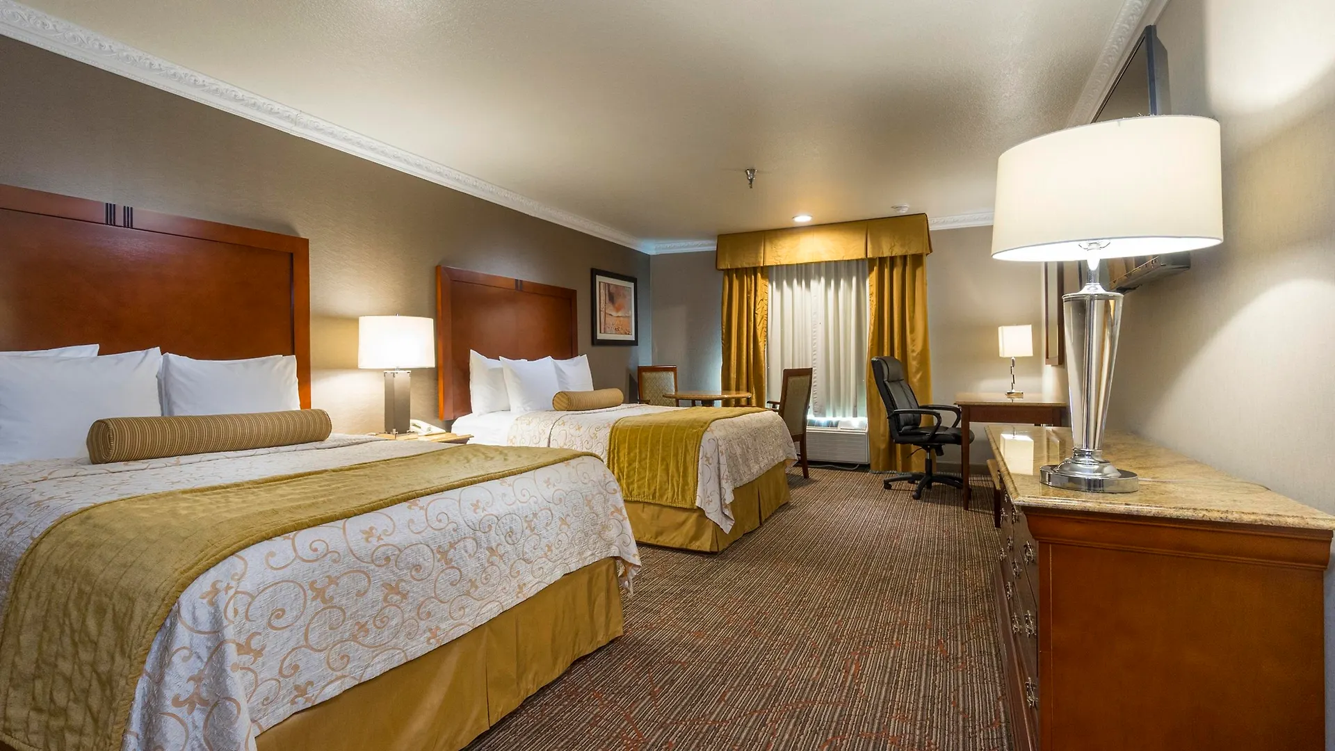 Best Western Plus Newport Mesa Inn Costa Mesa Stati Uniti