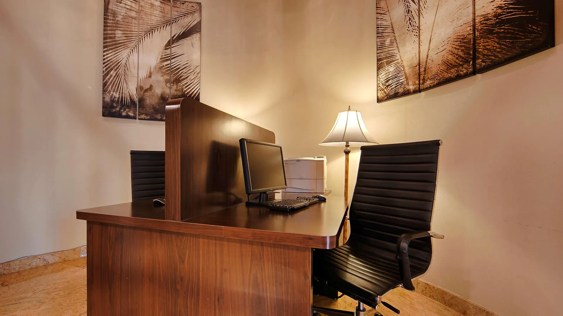 Best Western Plus Newport Mesa Inn Costa Mesa