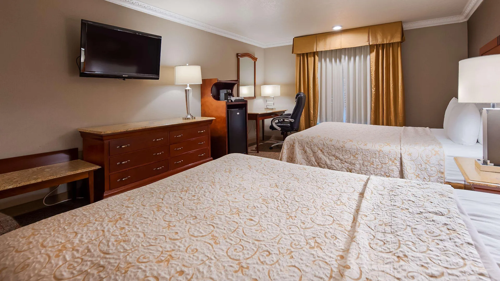 Hotel Best Western Plus Newport Mesa Inn Costa Mesa
