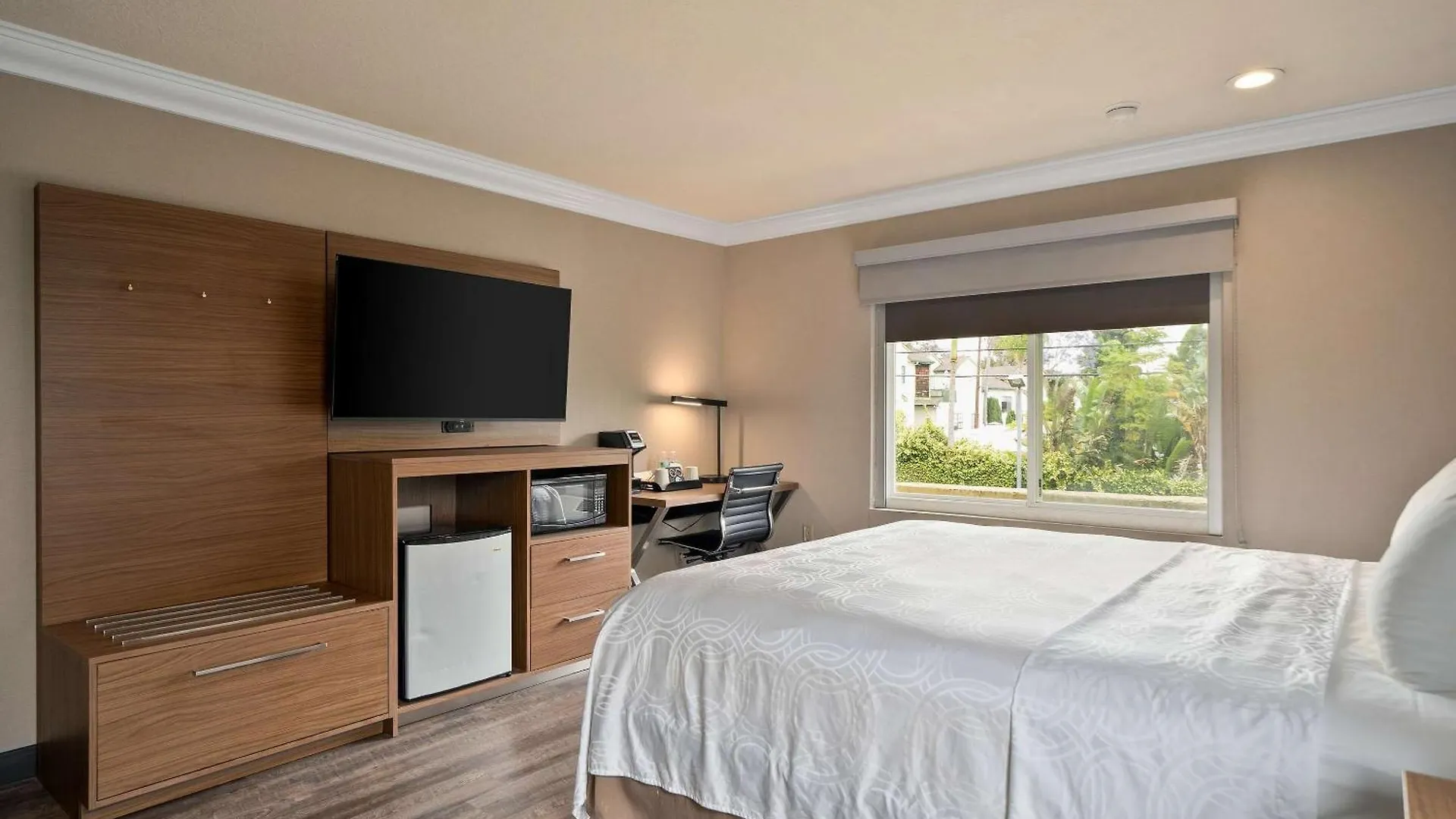 Best Western Plus Newport Mesa Inn Costa Mesa Hotel
